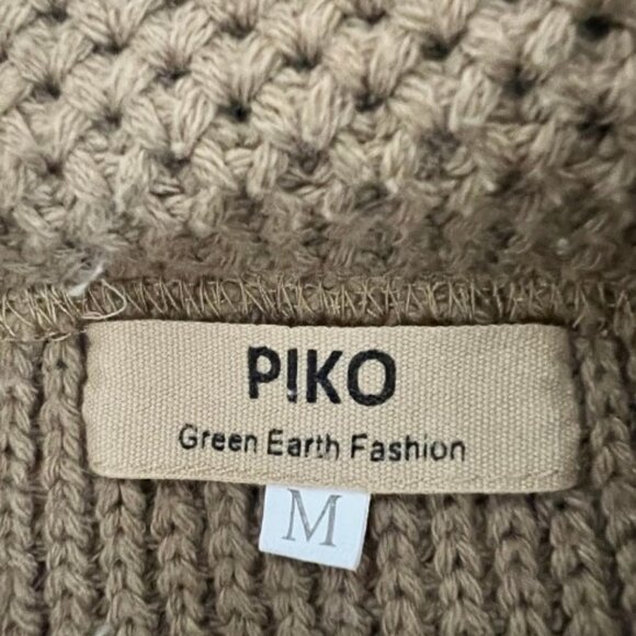 Piko tan 3/4 sleeve high neck sweater size M - Picture 2 of 2